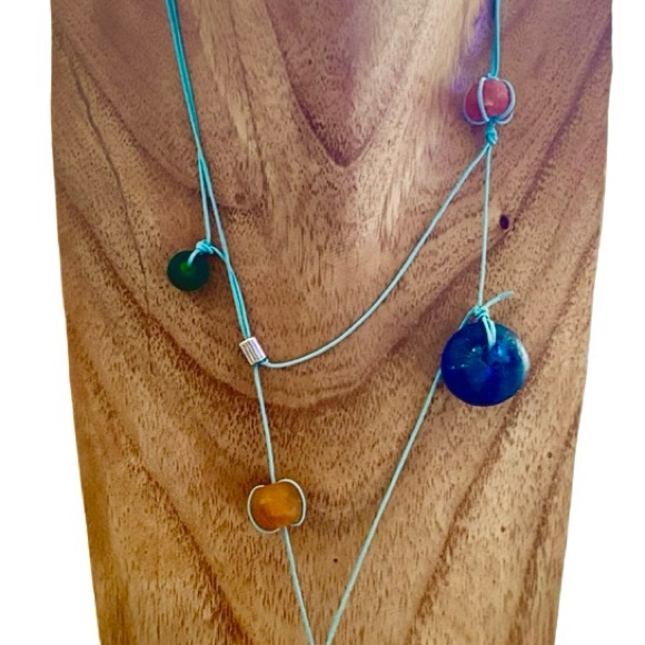 🍒NEW Flotsam & Jetsam Handmade Asymmetrical Charm Necklace by Loaded - Picture 3 of 7